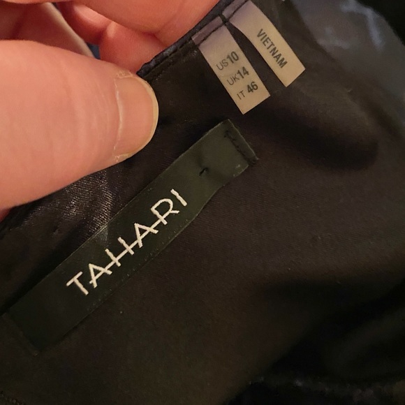 Tahari Satin mini Dress - Picture 9 of 10
